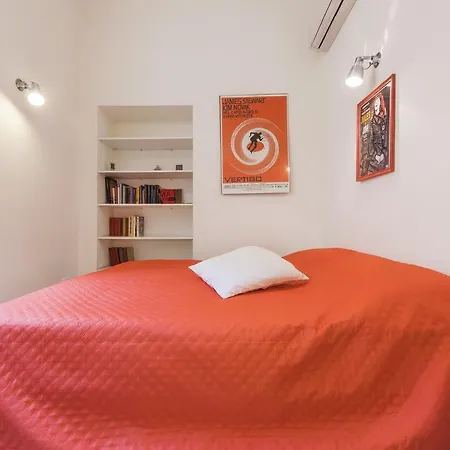 Lägenhet Quattro Cantoni House