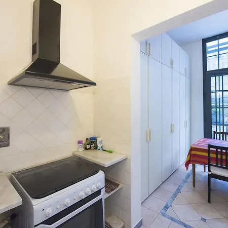 Quattro Cantoni House