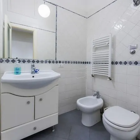 Lägenhet Quattro Cantoni House